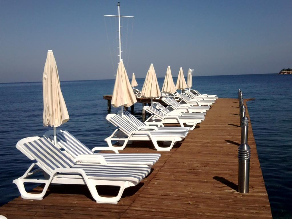 Club Tarhan Beach Didim Exterior foto