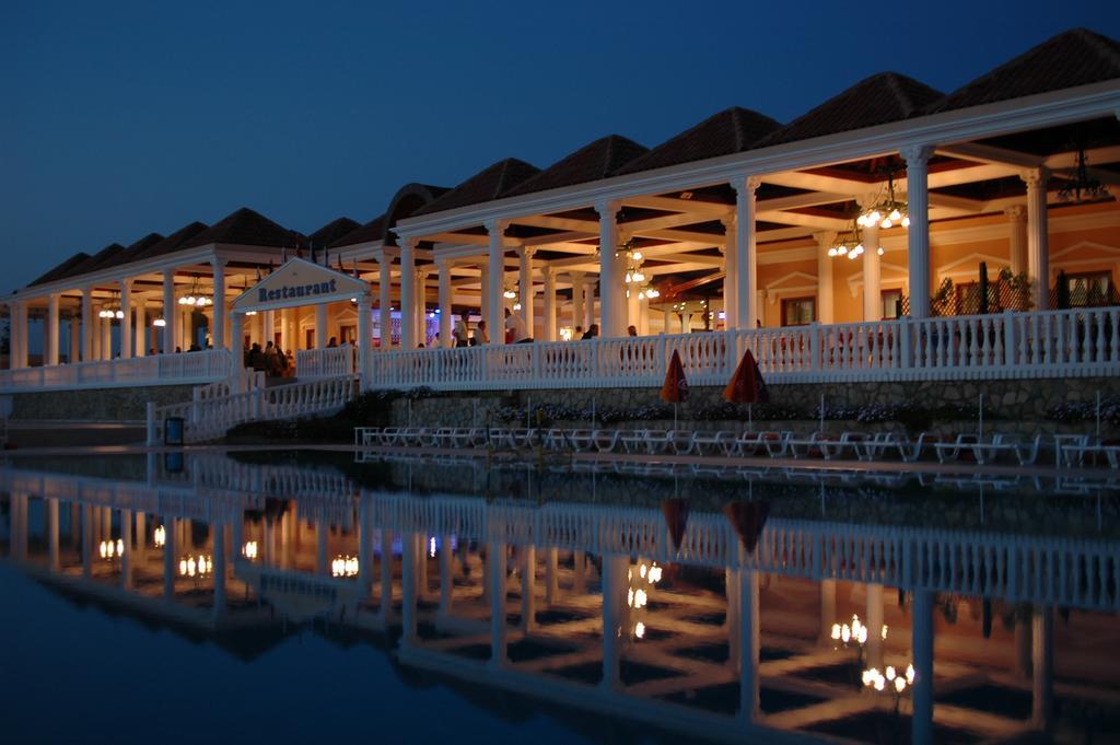 Club Tarhan Beach Didim Exterior foto